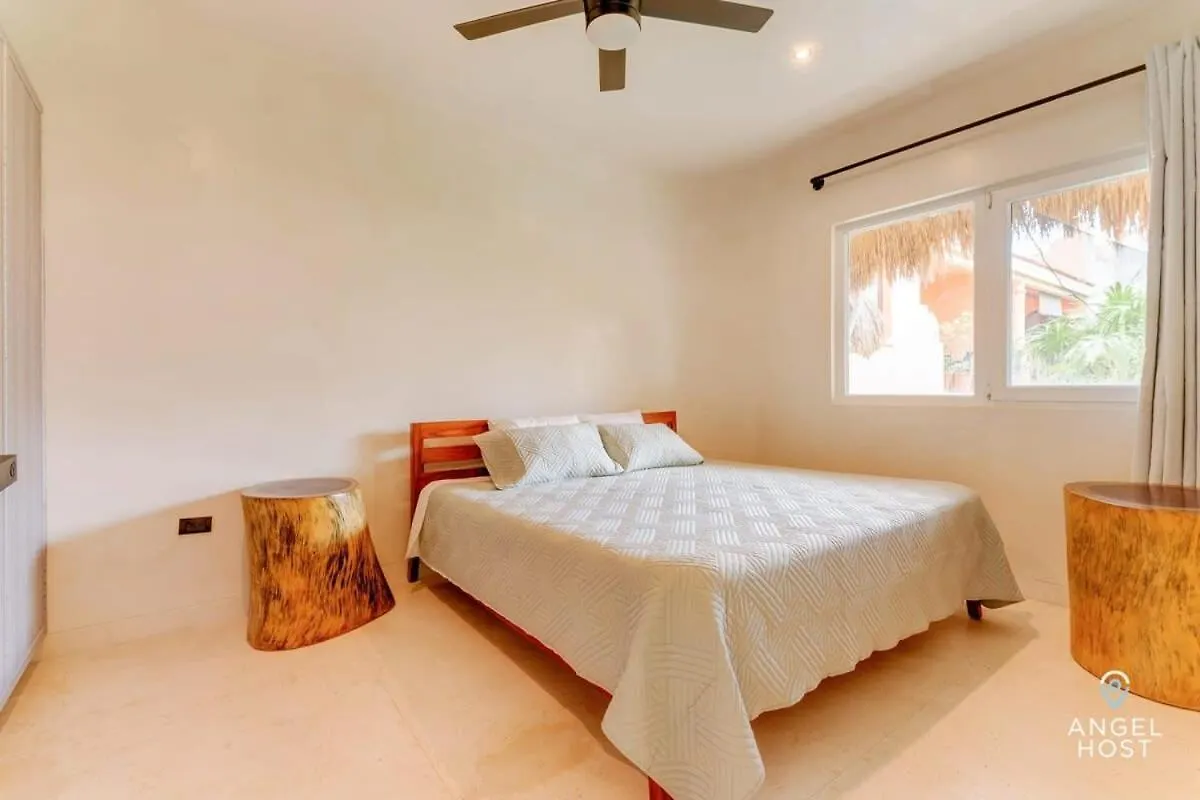 Private Oceanview Rooftop Plunge Pool location